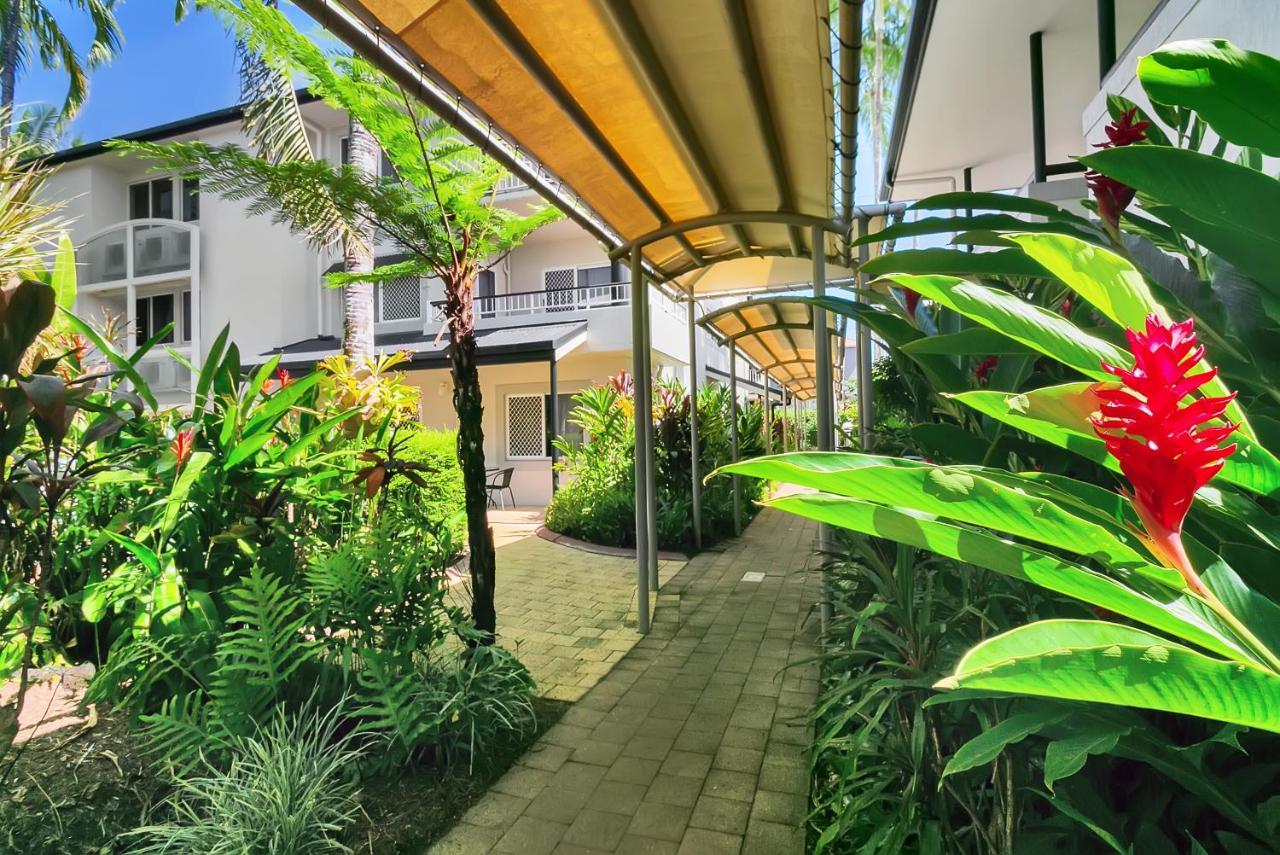 Cairns Reef Apartments & Motel Exterior foto